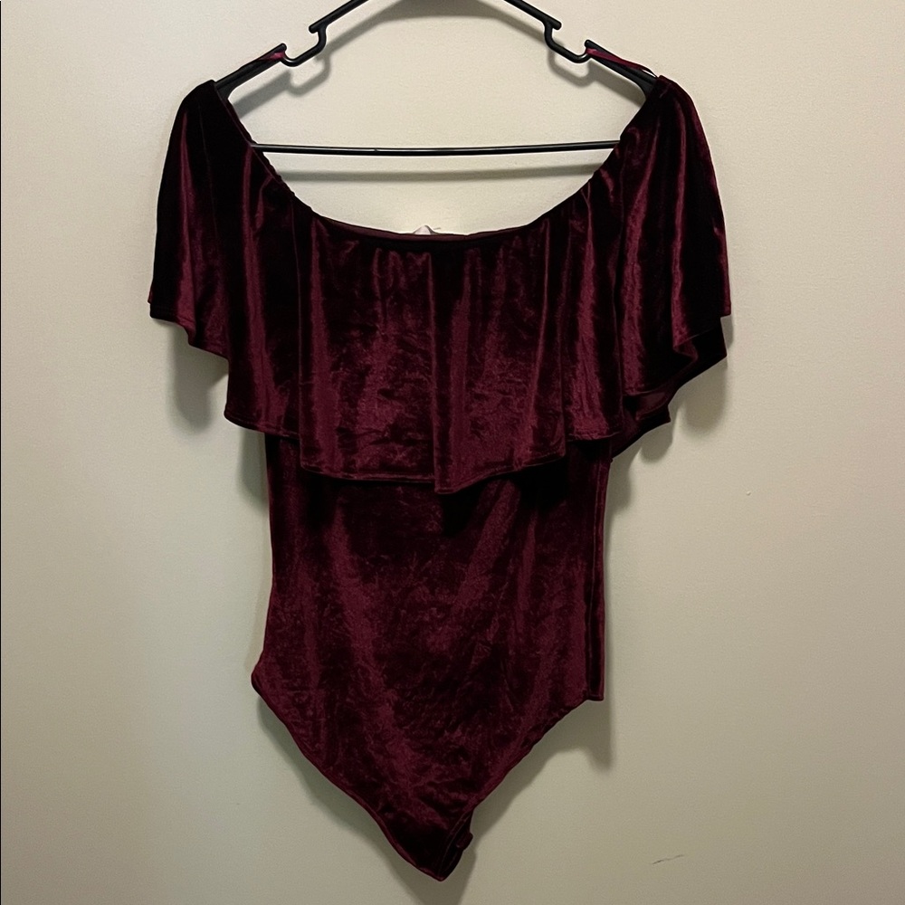 NWOT Lavender Field Burgundy Velvet Off-Shoulder Bodysuit - Picture 3 of 3